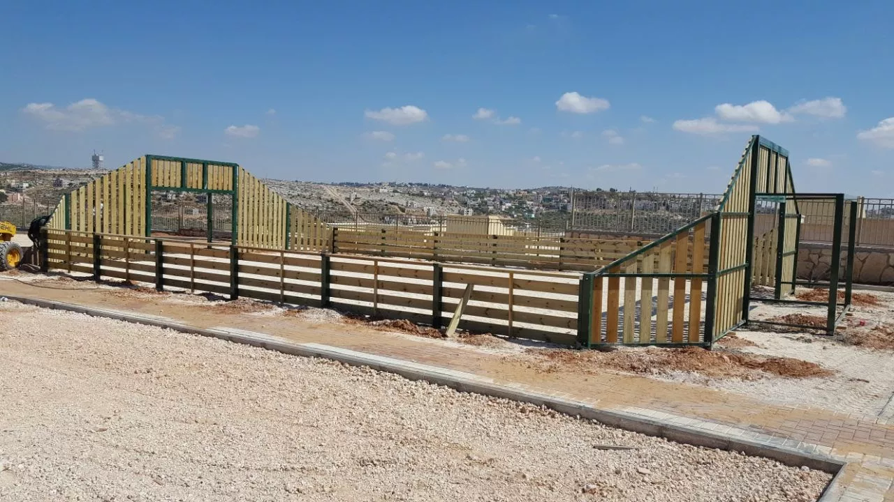 מיניפיץ ישוב ברוכין