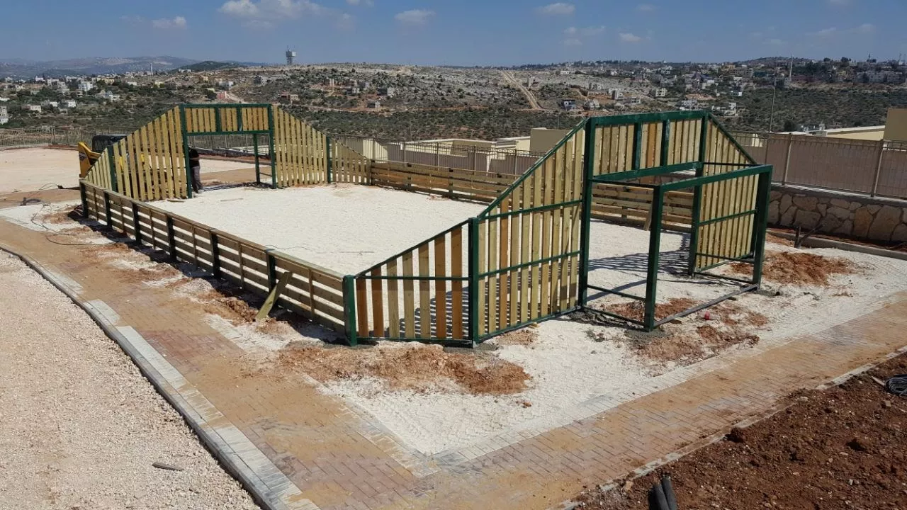 תהליך בנית מניפיץ